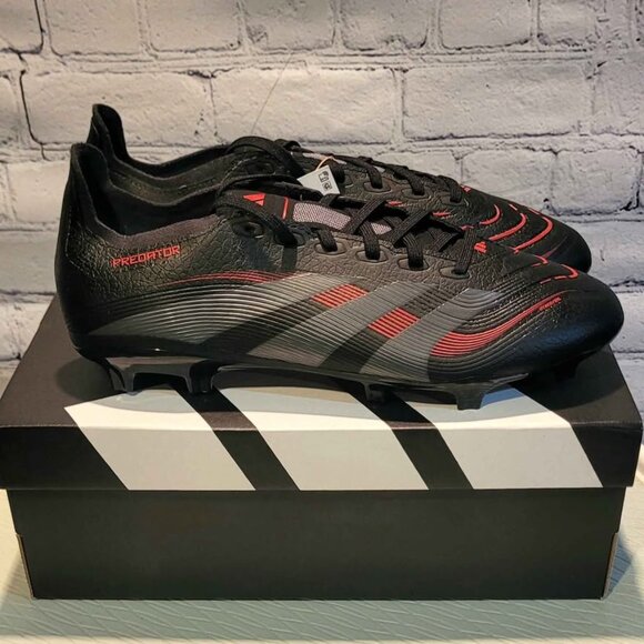 Predator League Soccer Cleats - Picture 1 of 7